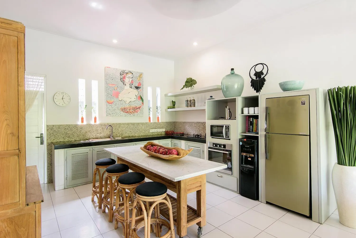 Villa Bloom 3 - Coastal Beach Villa 2 Brm Sleeps 4 Seminyak Beach