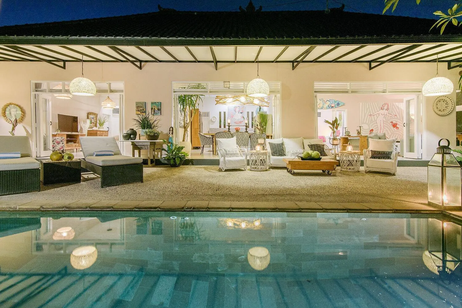 Villa Bloom 3 - Coastal Beach Villa 2 Brm Sleeps 4 Seminyak Beach